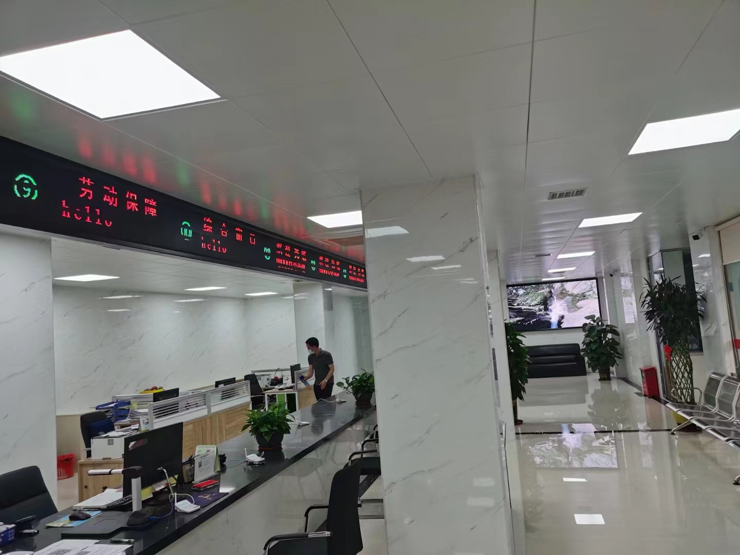 1705392055212615.jpg 1705392051536701.jpg